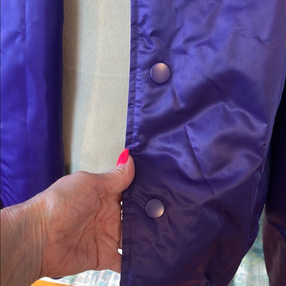 LA Lakers Purple Jacket - Picture 13 of 16